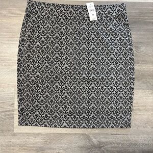 LOFT Gray and Black Pencil Skirt